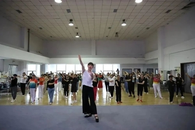 東平縣人民政府開展下基層輔導(dǎo)服務(wù) 2023年全市文化館戲曲曲藝及廣場(chǎng)舞培訓(xùn)班開班